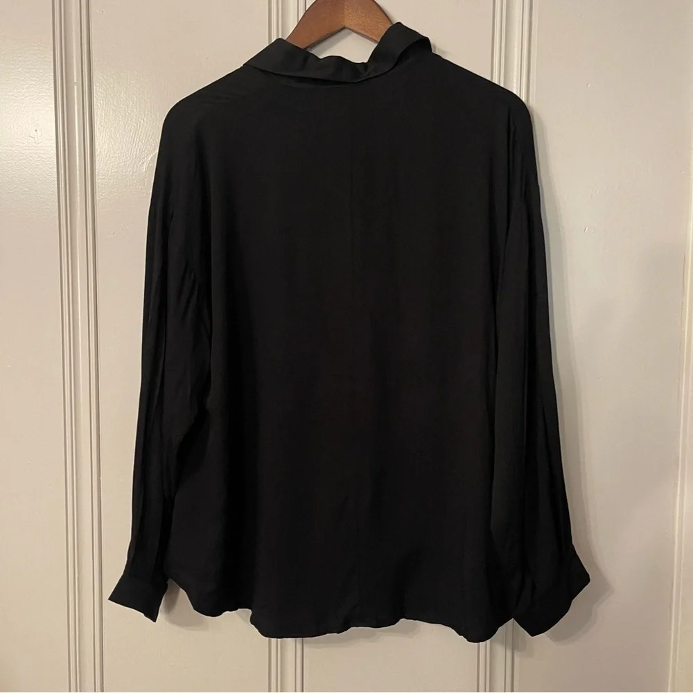 𝅺ANDREE by Unit Button Down Blouse 100% Rayon Black Size Small Oversized‎ - Picture 8 of 10